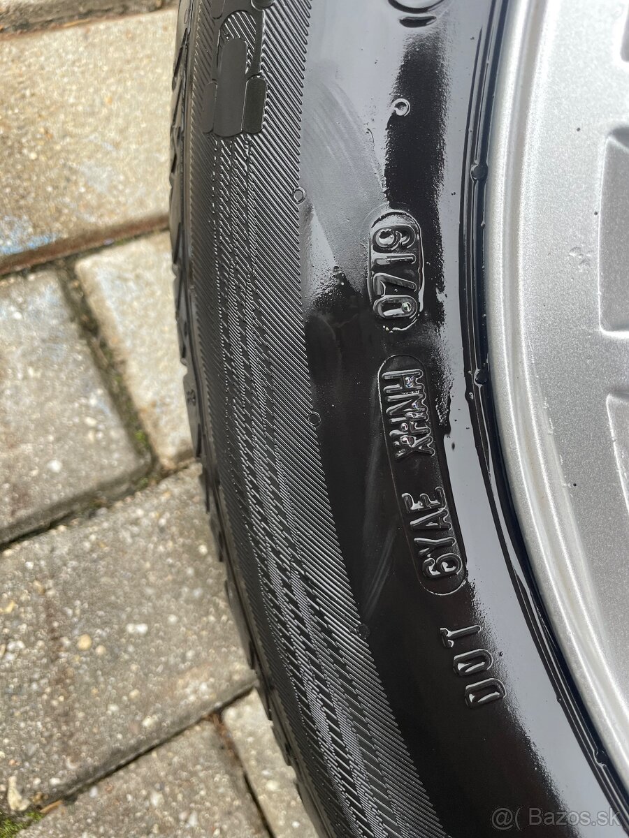 195 65 r15 Peugeot 4x108 - 4