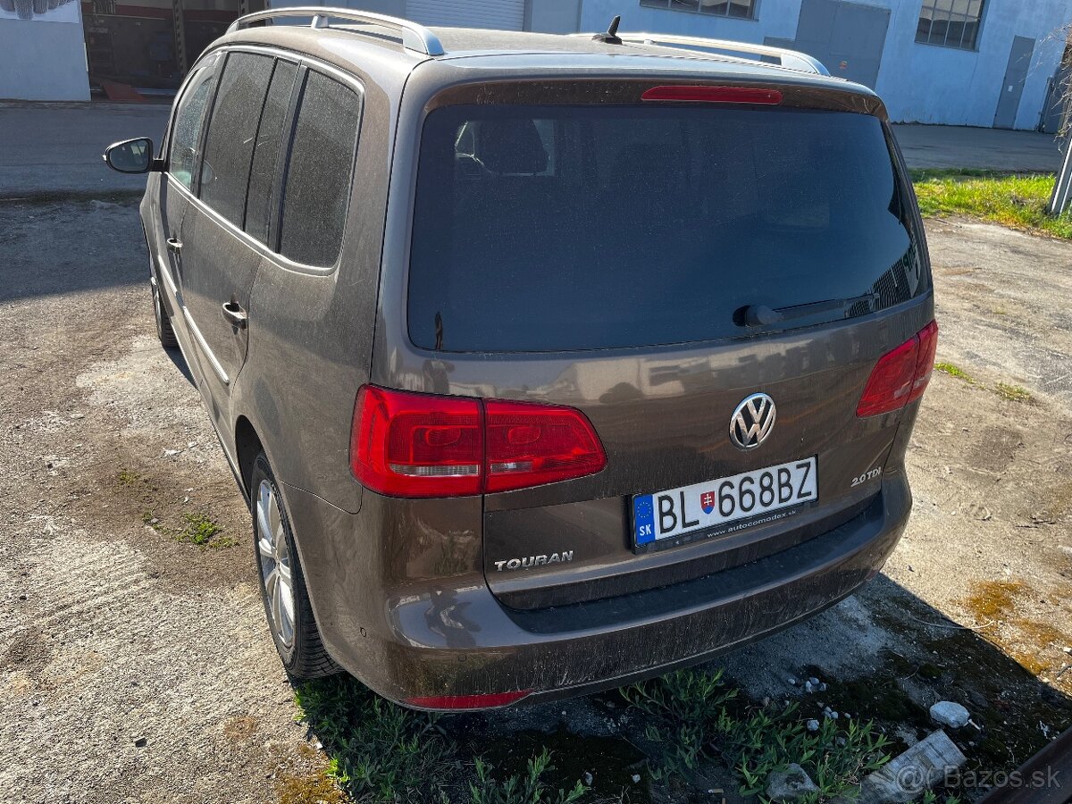 Vw Touran 2,0tdi dsg - 4