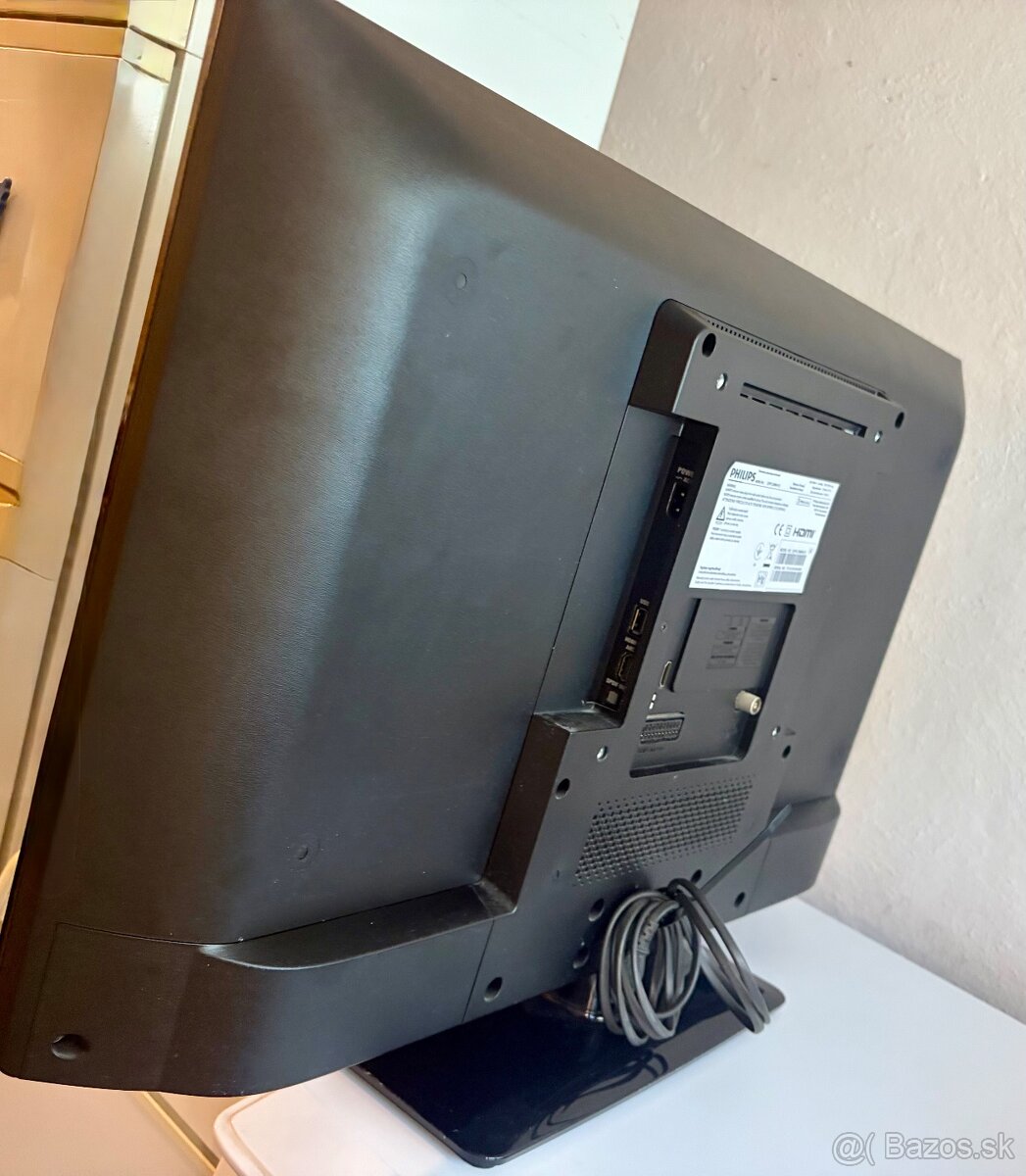 Philips 32” LED televízor + ovládač - 4