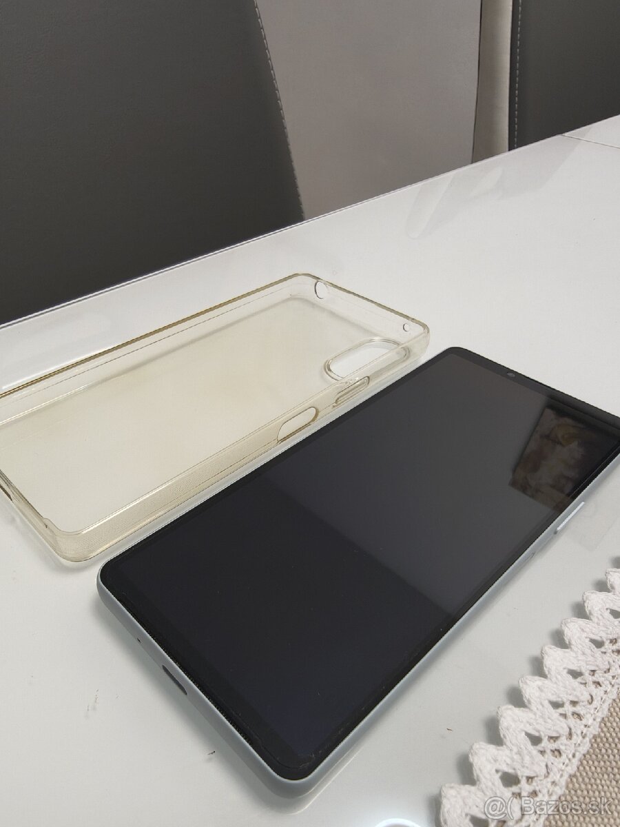 Sony Xperia 10 VI - 4