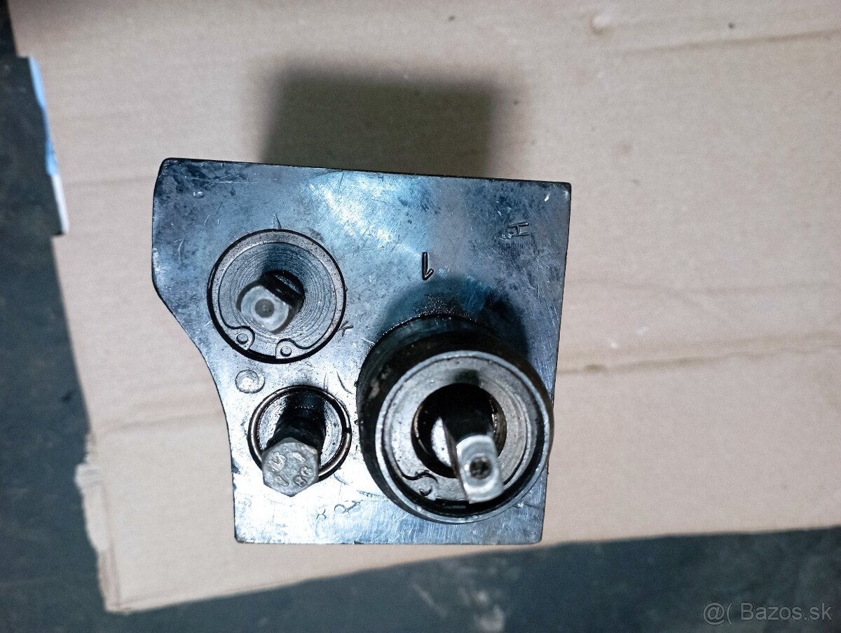 Kocka hydrauliky Zetor - 4