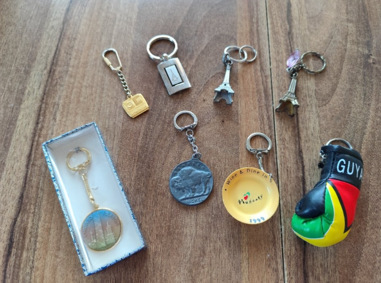 Zabavne privesky, stav ako na fotke - 4