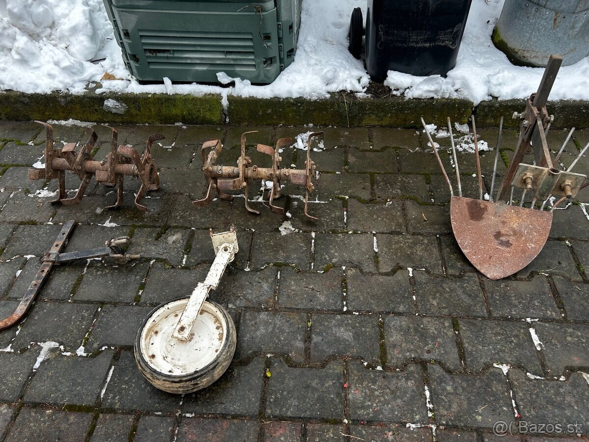 Malotraktor Robí . - 4