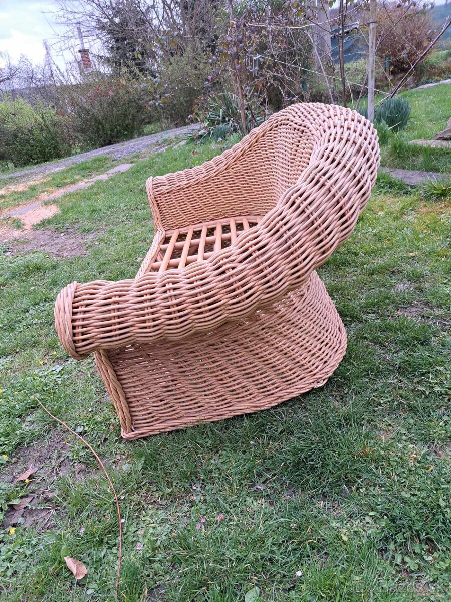 Ratanova sedačka - 4