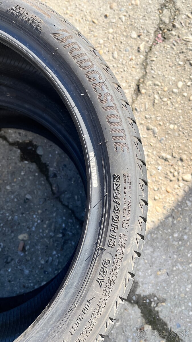 ☀️Letné 225/40 r18 2ks - 4