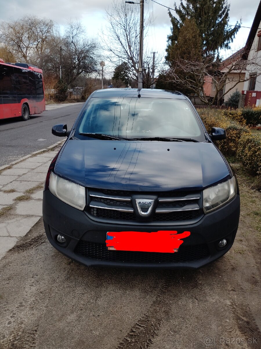 Dacia Sandero - 4