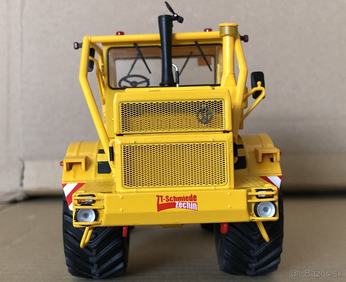 Kirovets K700A - 4
