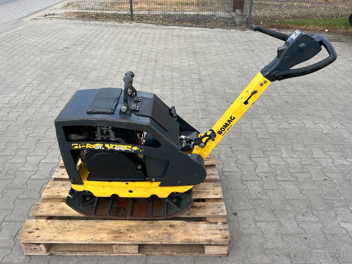 Reverzná vibračná doska Bomag BPR 35/60 D/E, 215mth - 4