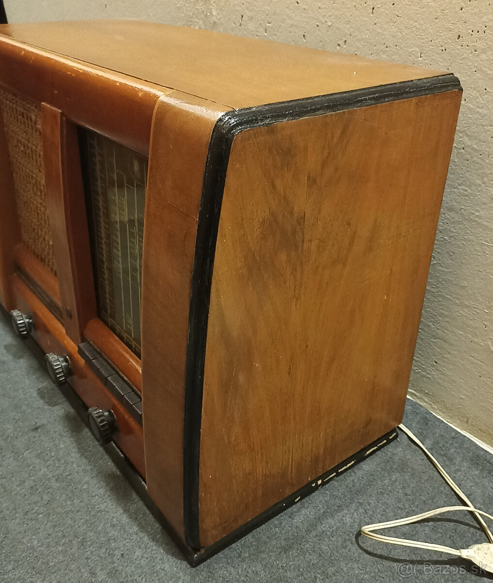 Staré retro rádio Tesla Largo T516A - 4