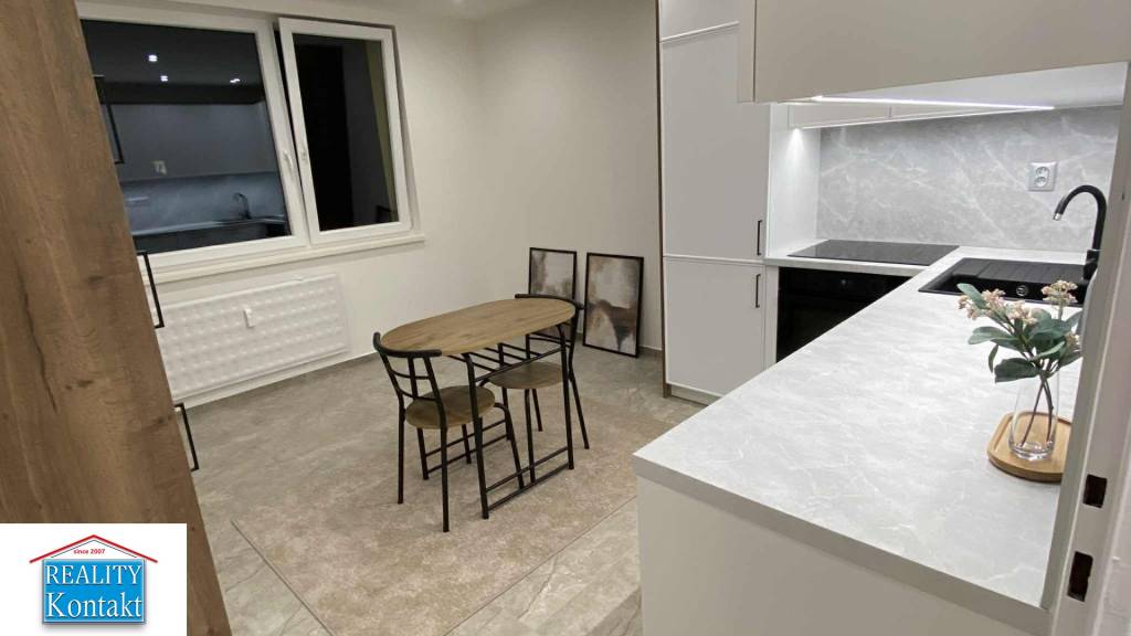 Na prenájom 1-izbový byt - Nové Zámky - 4