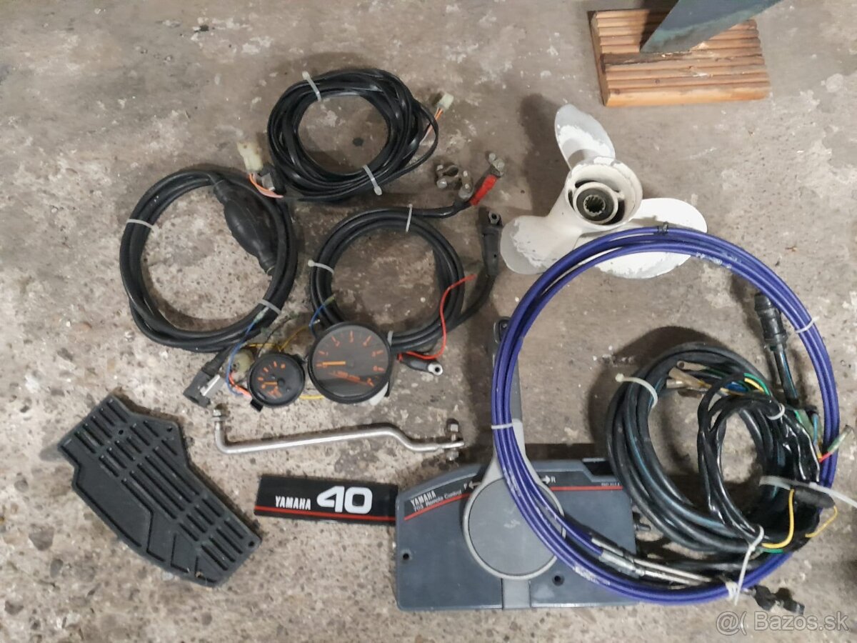 Predám motor Yamaha 40HP 2-takt - 4