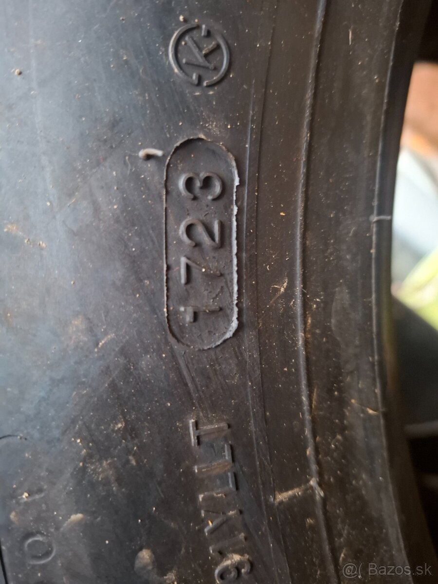 445/45 R19,5 KUMHO KLT23 (NOVÁ 1-KUS) - 4