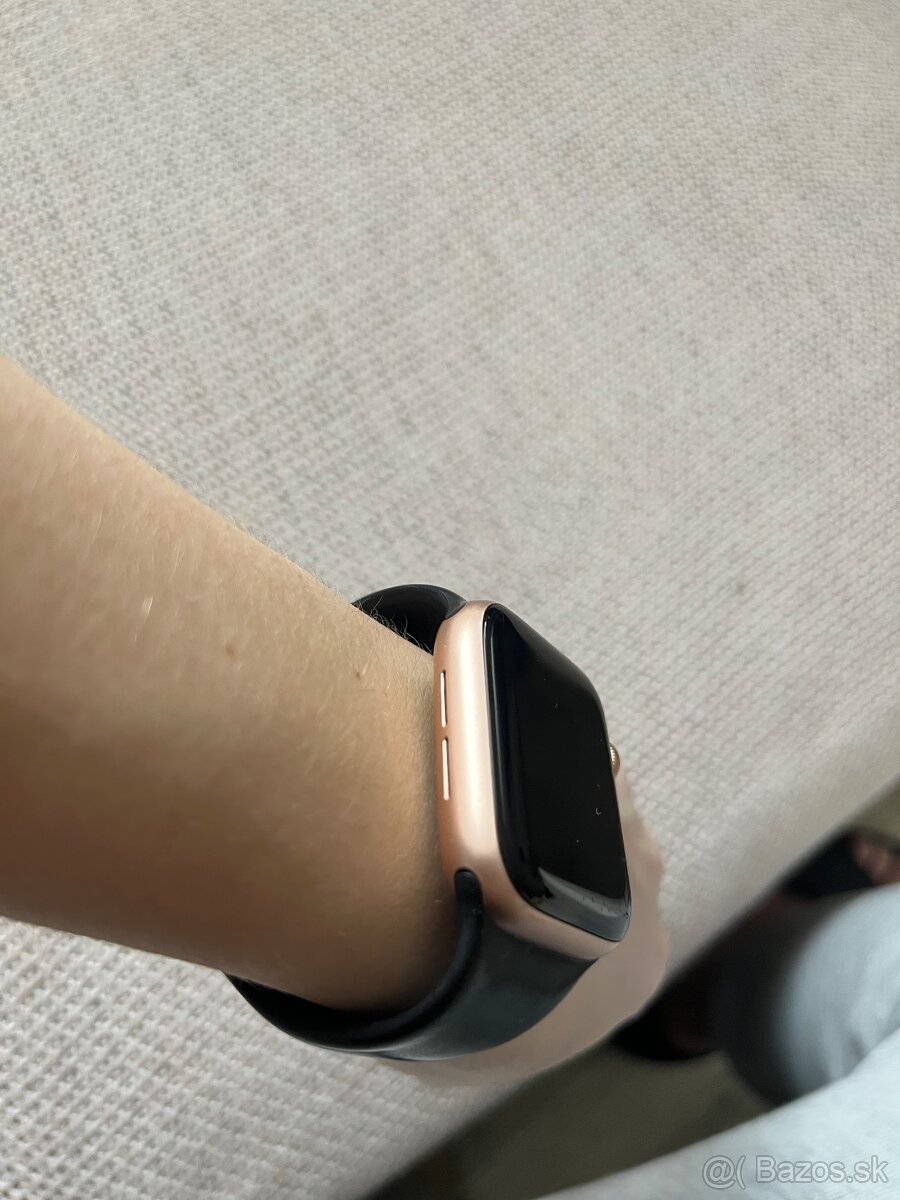 APPLE WATCH SE (gps) 40mm model A2351 - 4