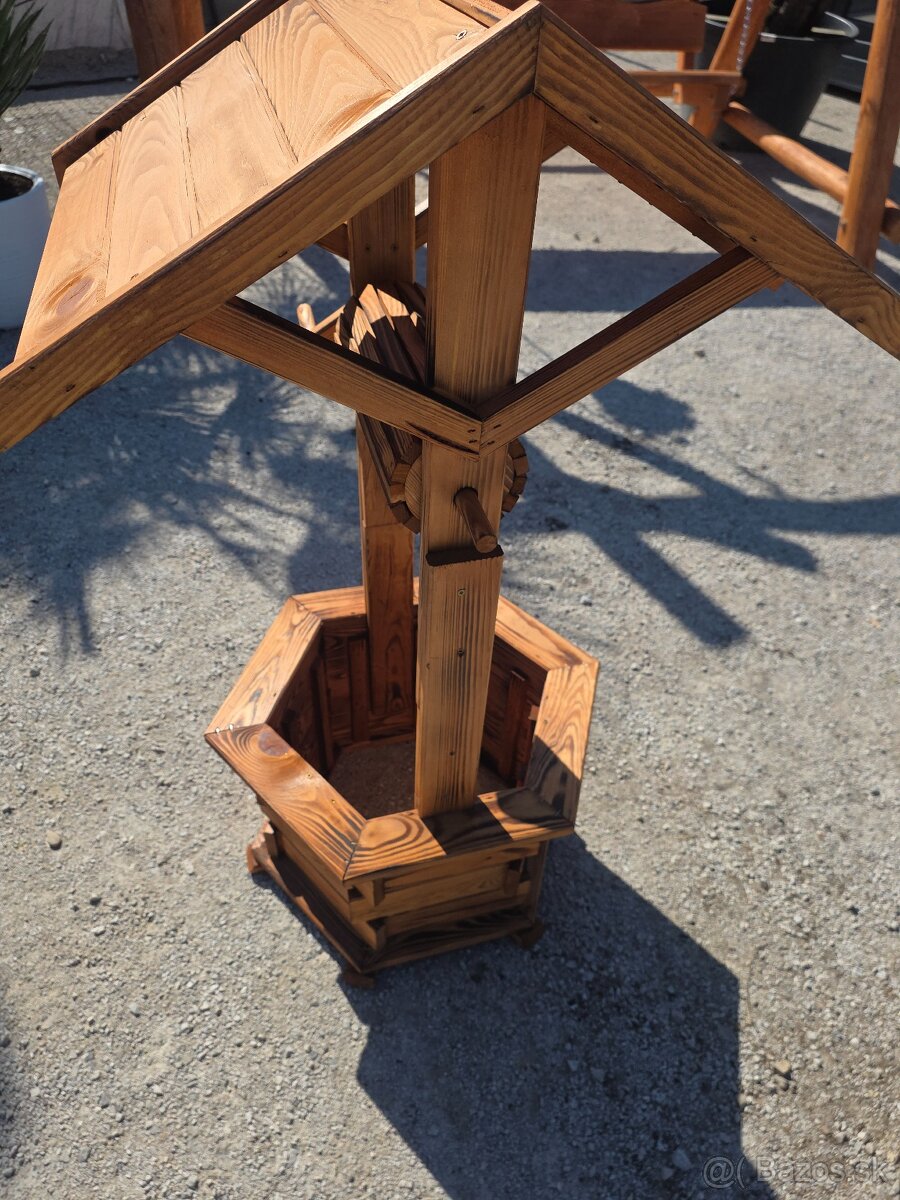 Záhradný kvetinac - 4