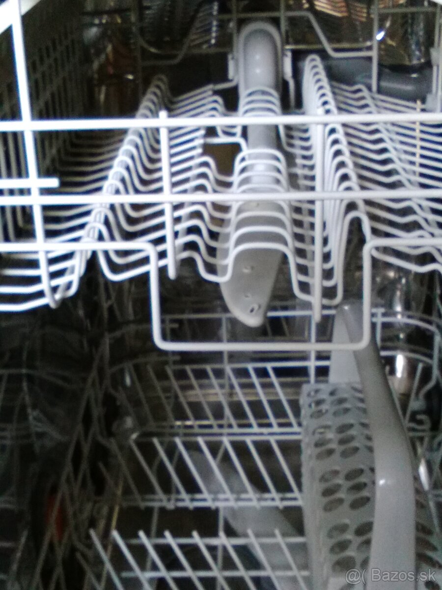 Menšia umývačka Zanussi - 4