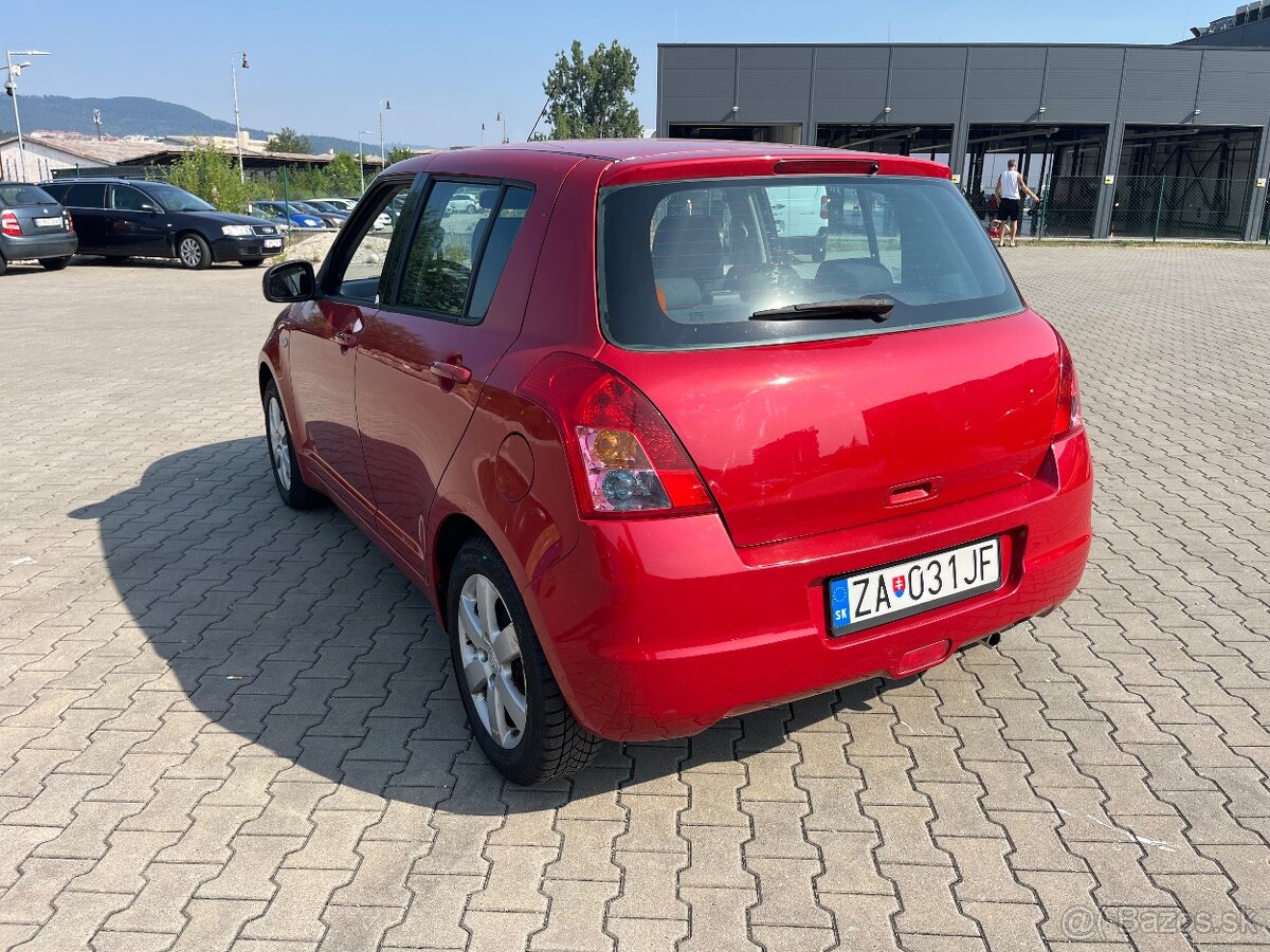 Suzuki Swift 1.3i 2008 - 4