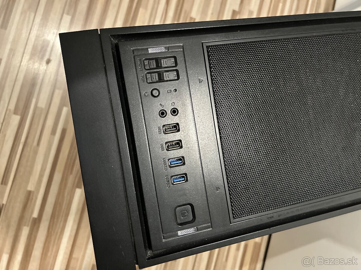 Predám PC skrinku EVOLVEO T3 – ATX - 4