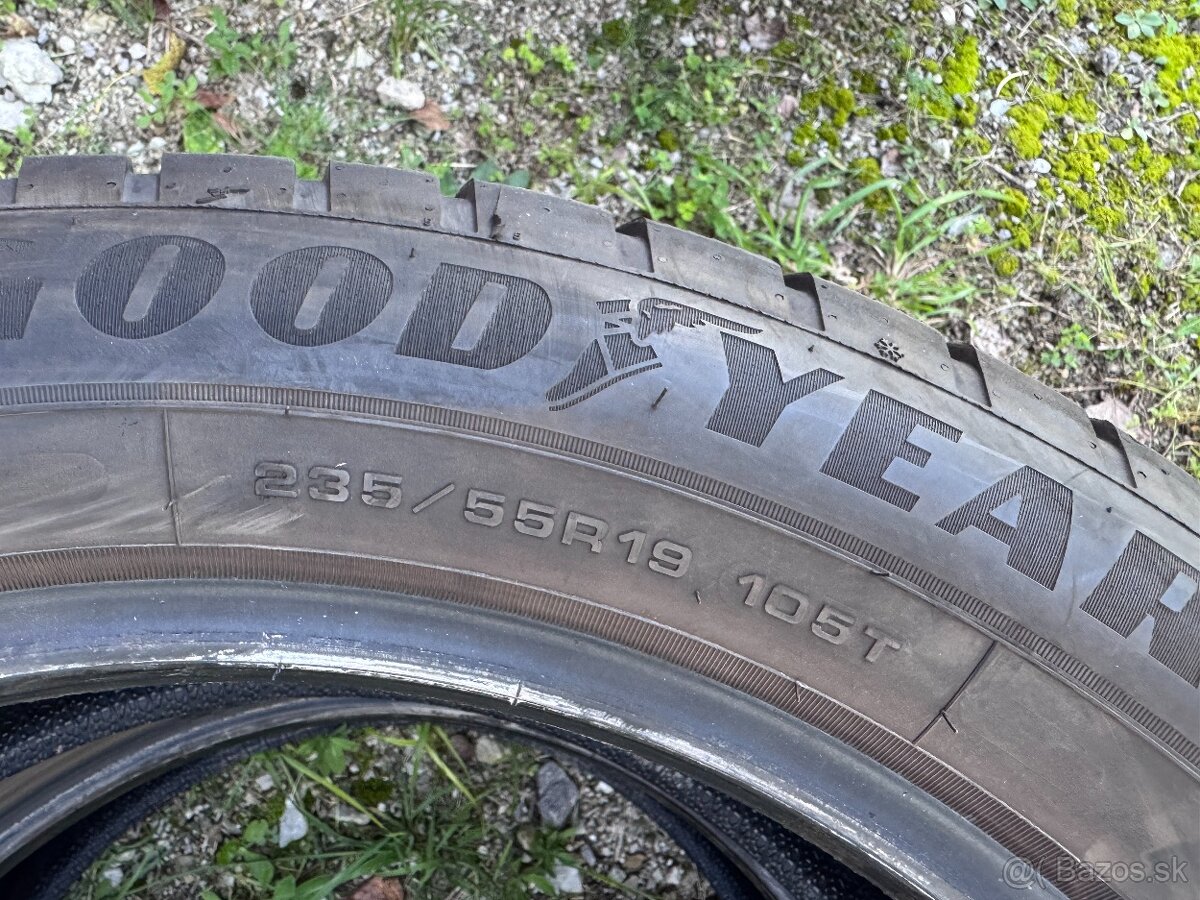 235/55 R19 zimné Goodyear UltraGrip Performance - 4