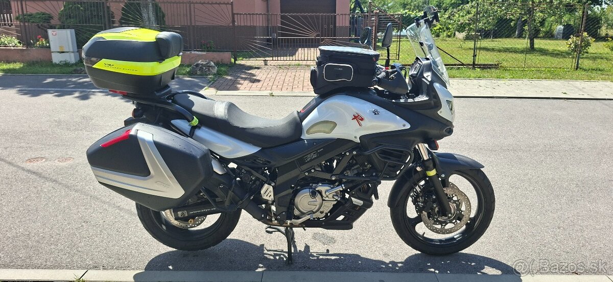 Suzuki DL 650 A V strom - 4