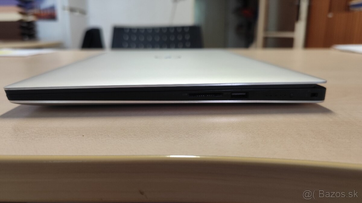 Dell XPS 15 9570 32GB ram - 4