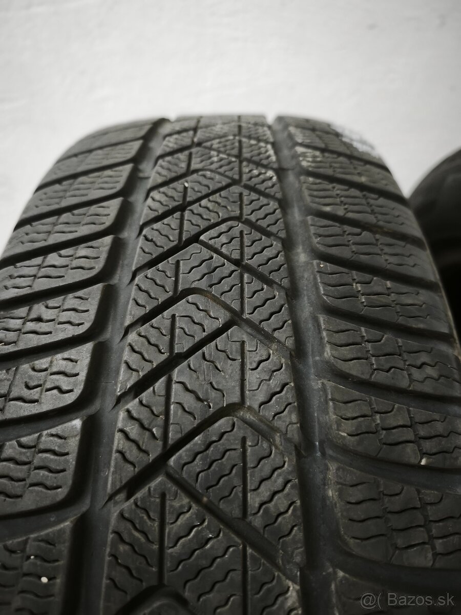 zimné gumy Pirelli Sottozero 3 - 4