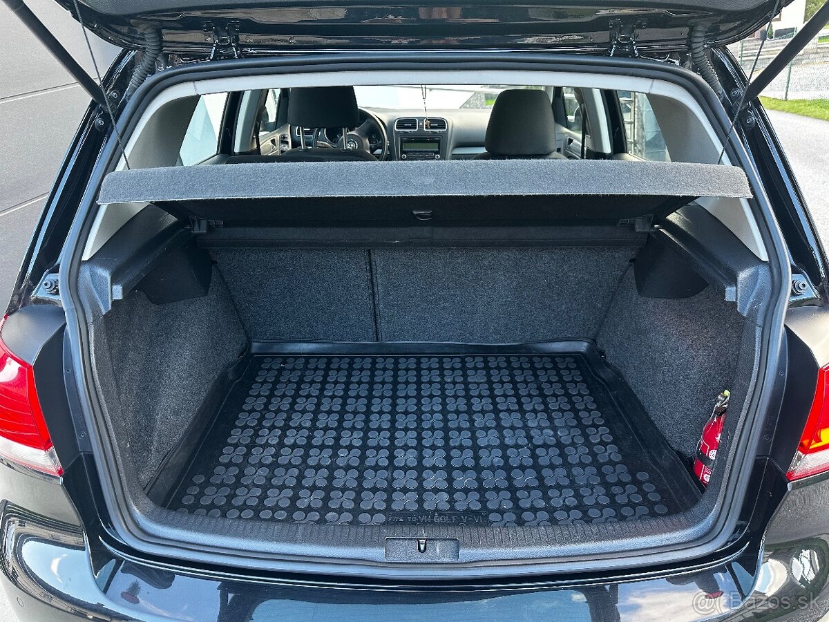 PREDÁM AUTO ZNAČKY VOLKSWAGEN GOLF - 4