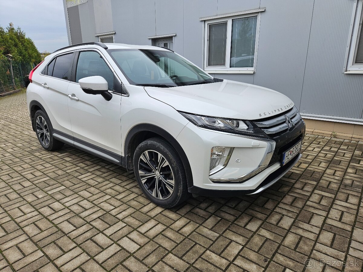 Predám Mitsubishi eclipse cross,intense,4x4,automat,40 235km - 4