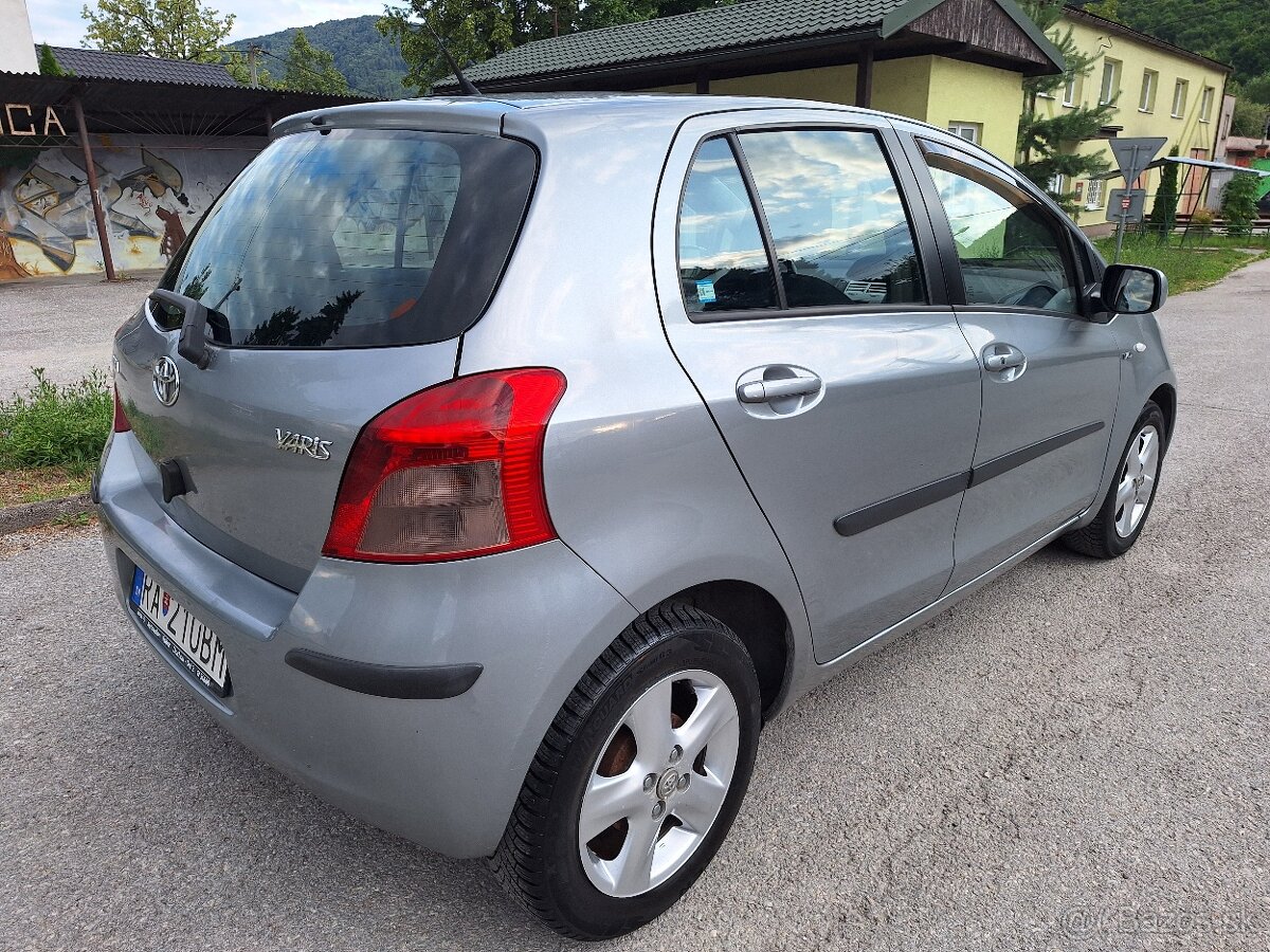 Toyota Yaris 1,4D-4D AUTOMAT - 4