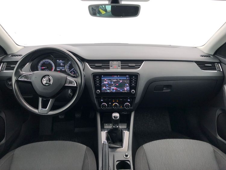 Škoda Octavia 2,0 TDI Style - rok 2018 - 4