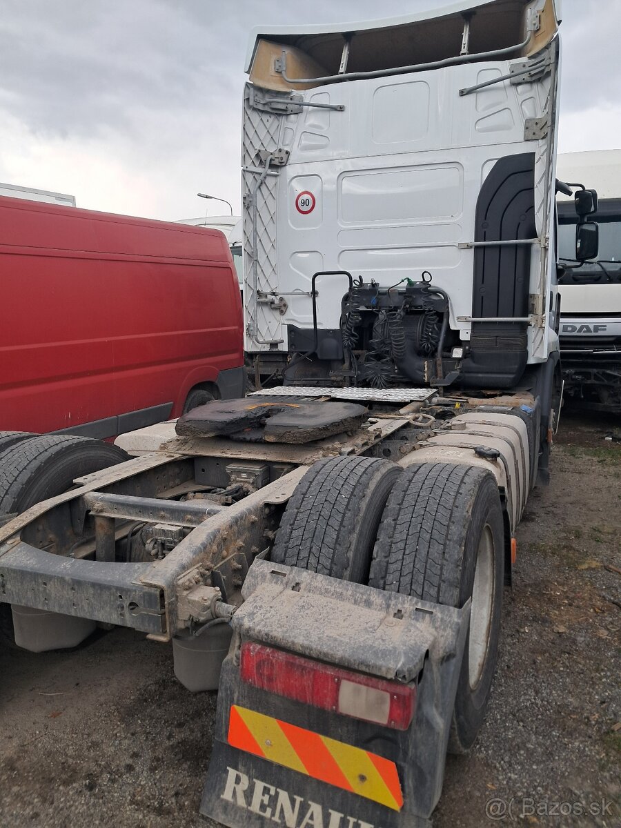 Renault Premium 460 EEV - 4