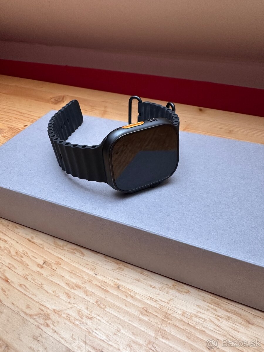 Apple Watch Ultra 2 49mm GPS+Cellular Black Titanium - 4