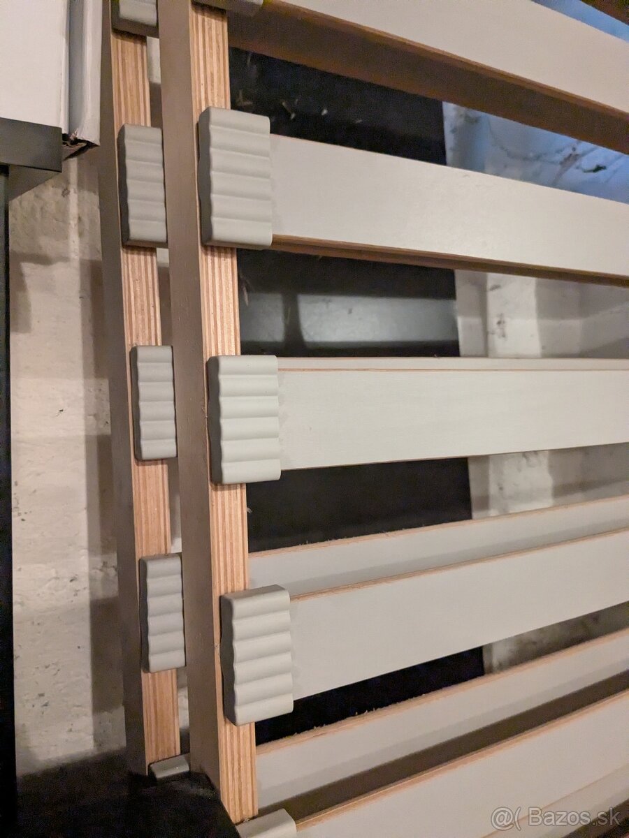 Čierna posteľ 160x200 IKEA - 4