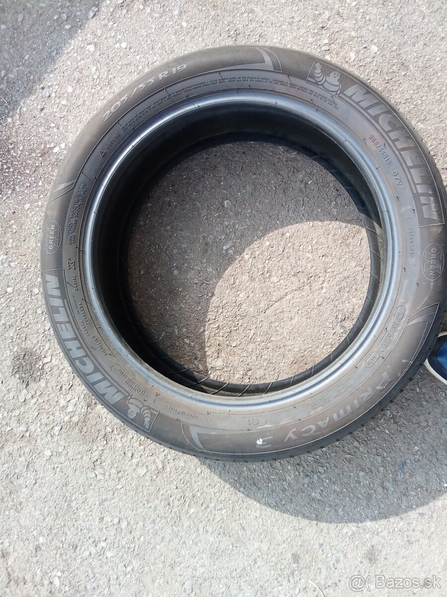 Michelin Primacy . 205/55 R19 - 4