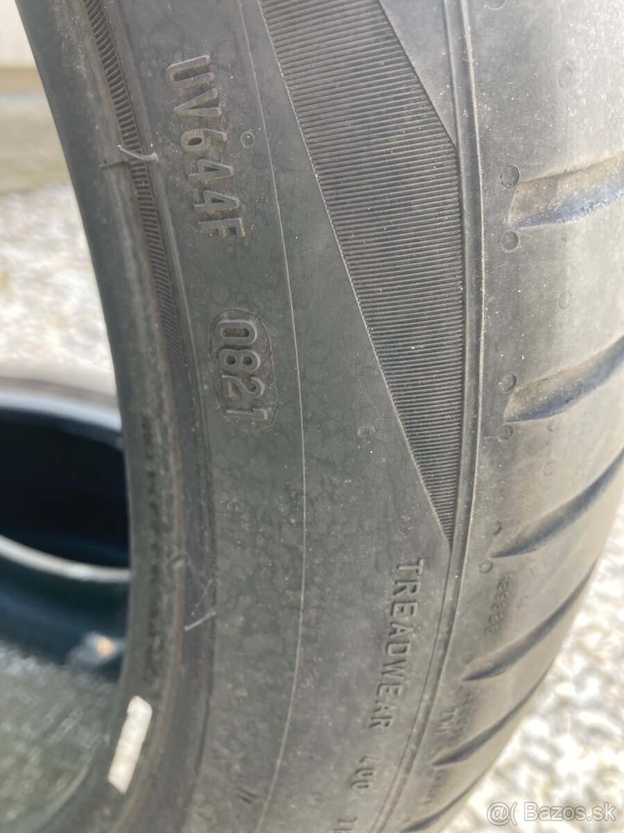 Letné pneumatiky Pirelli 235/45 R21 - 4