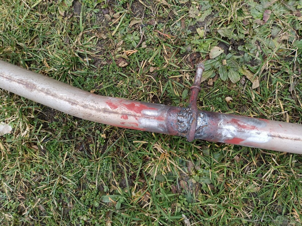 Predám výfuk na Peugeot 406 1.8 - 4