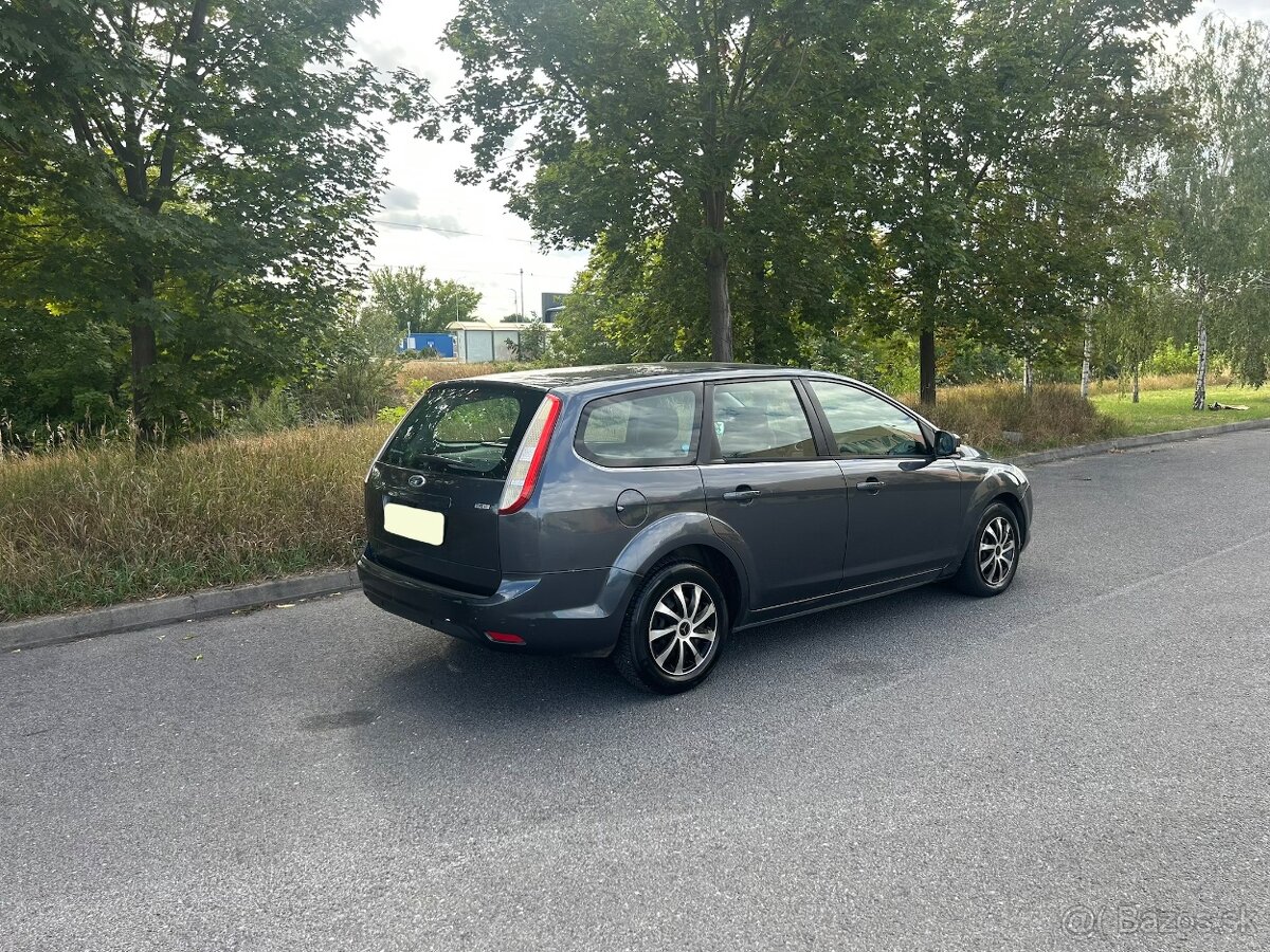 Predám Ford Focus 1.6 TDCi 80kw r.v.2010 - 4