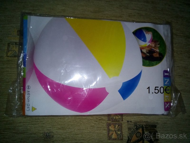 Trblietavé čelenky, nafukovacie hračky - 4