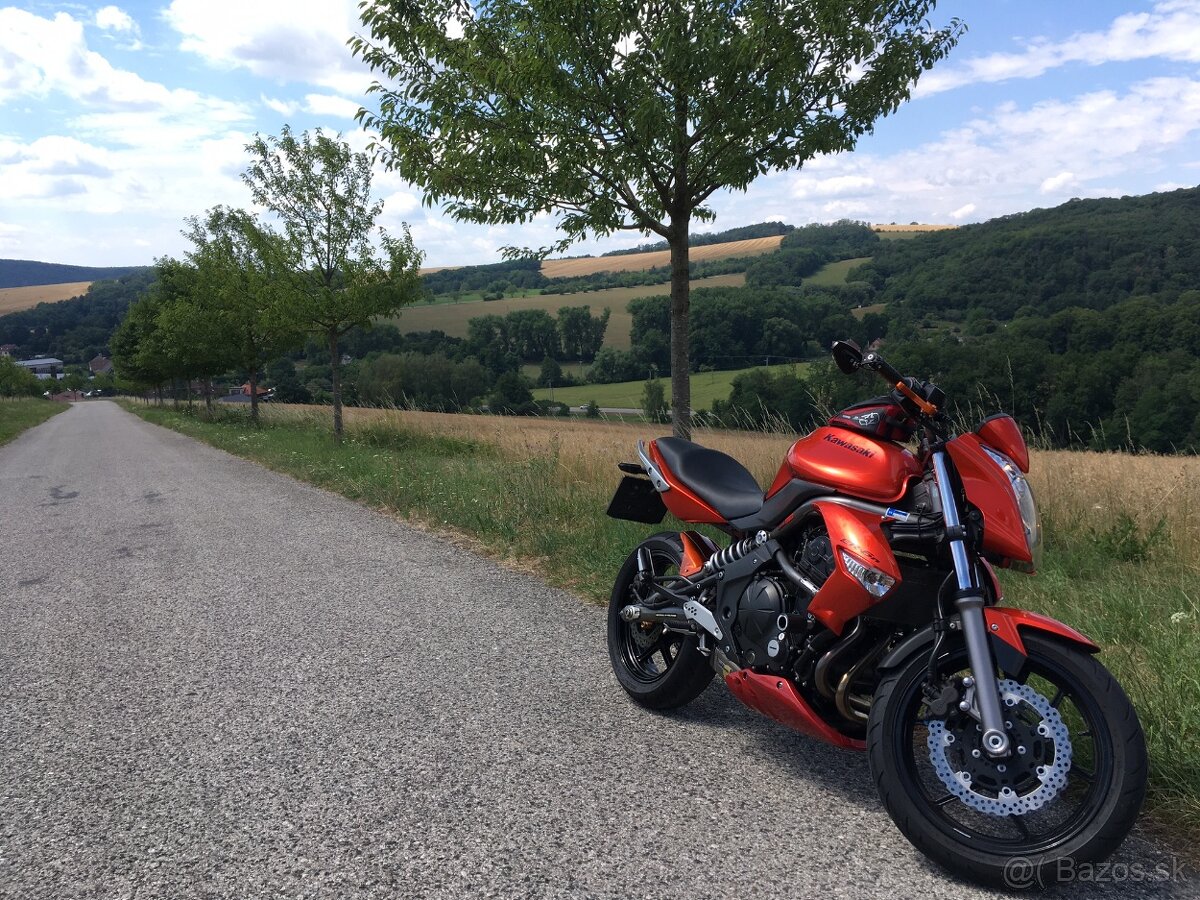 Kawasaki ER6n - 4