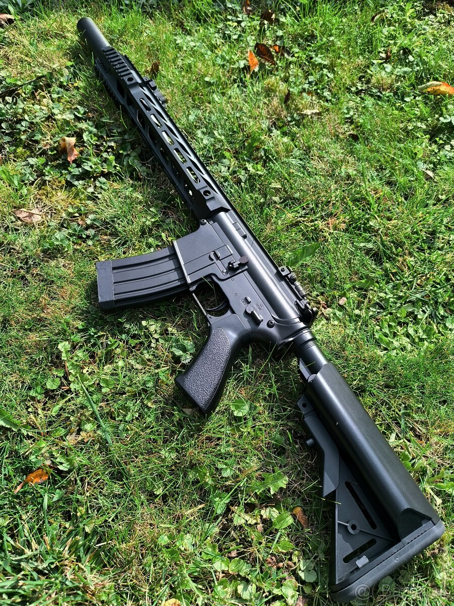 M4A1 Sailent Arms - CYMA - 4