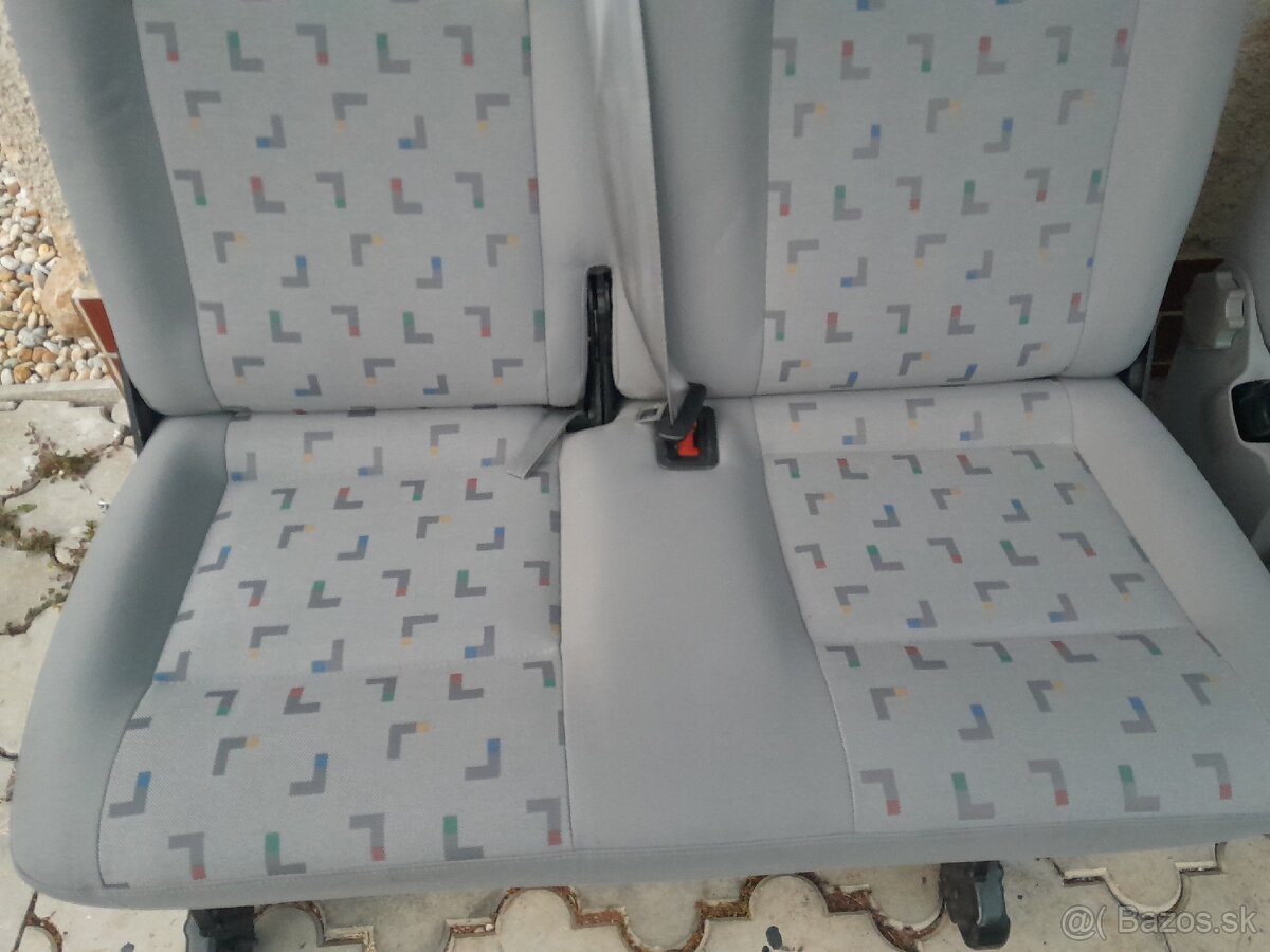 Sedačky Volkswagen Transporter T5 - 4