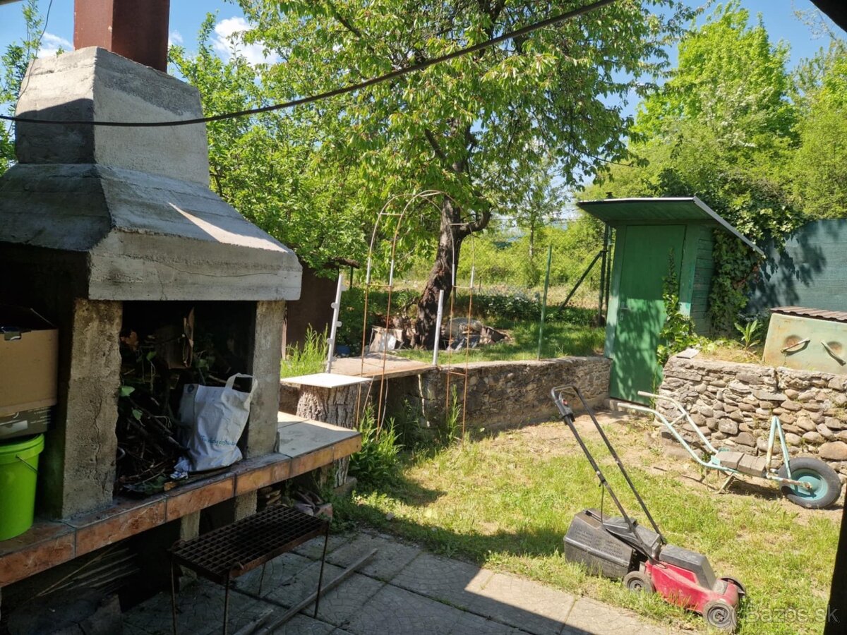 Na predaj murovanú chatu so záhradou v meste Prievidza. - 4