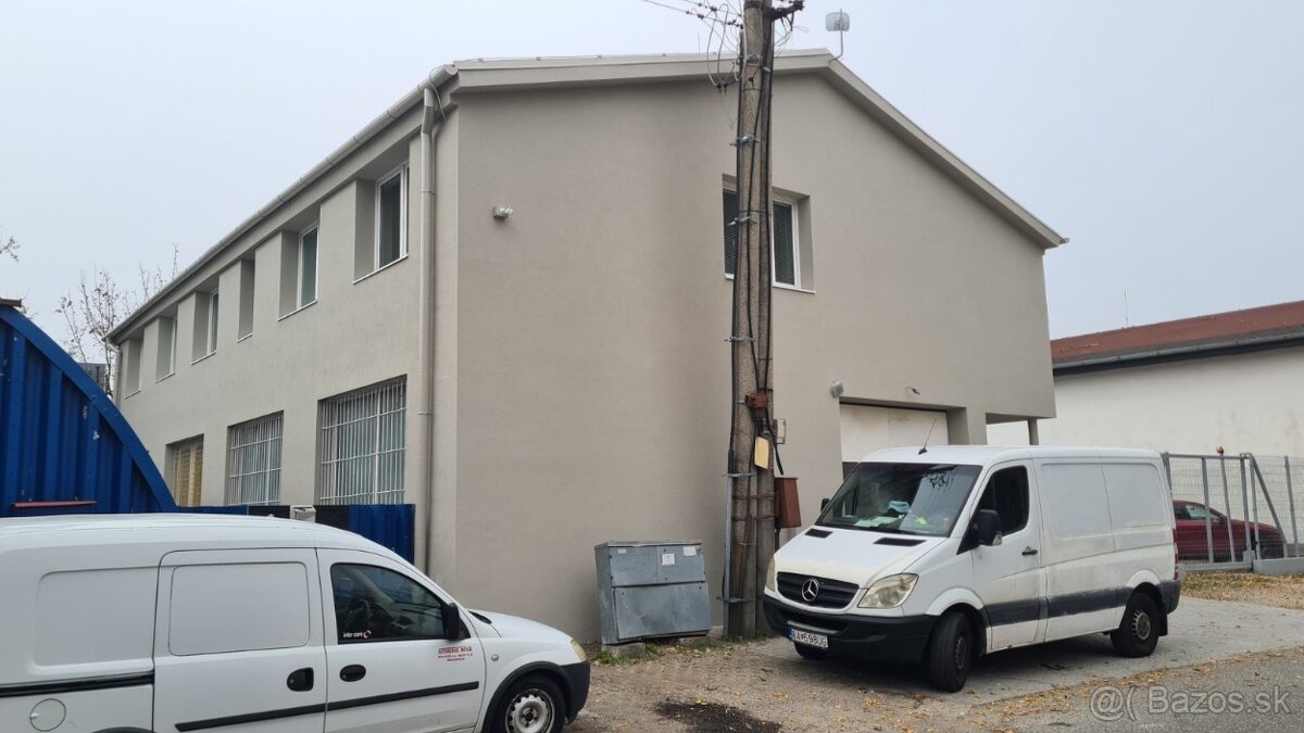 ADMINISTRATÍVNO–SKLADOVA BUDOVA - 4
