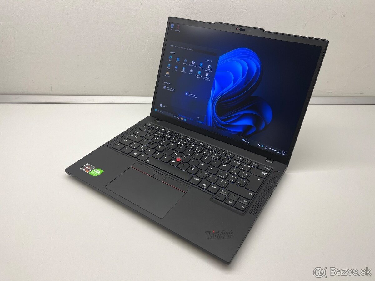 Lenovo ThinkPad P14s Gen5 14" R7PRO-8840HS/32GB/1TB/FHD - 4