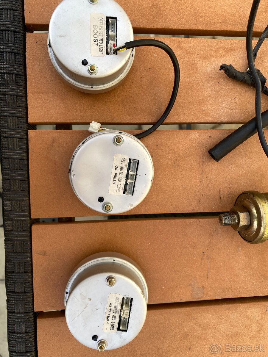 Defi prídavné budíky - 4