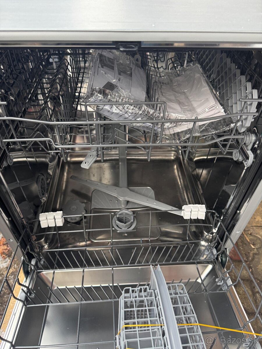 Umývačka riadu Htech WG 5400 - 4