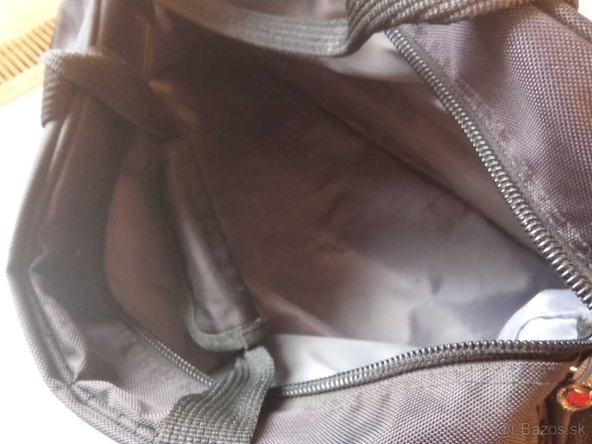 Cestovna taska - 4