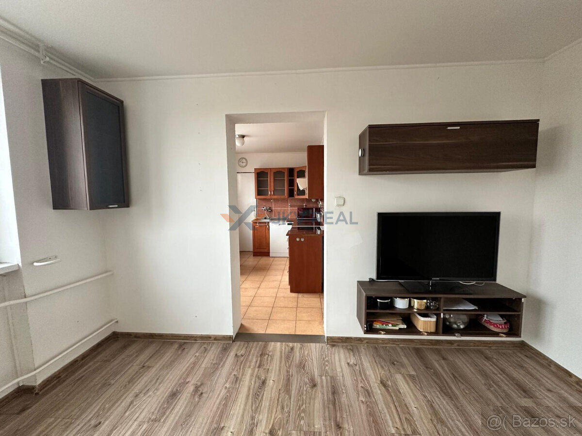 Rodinný 4 izbový byt - 4