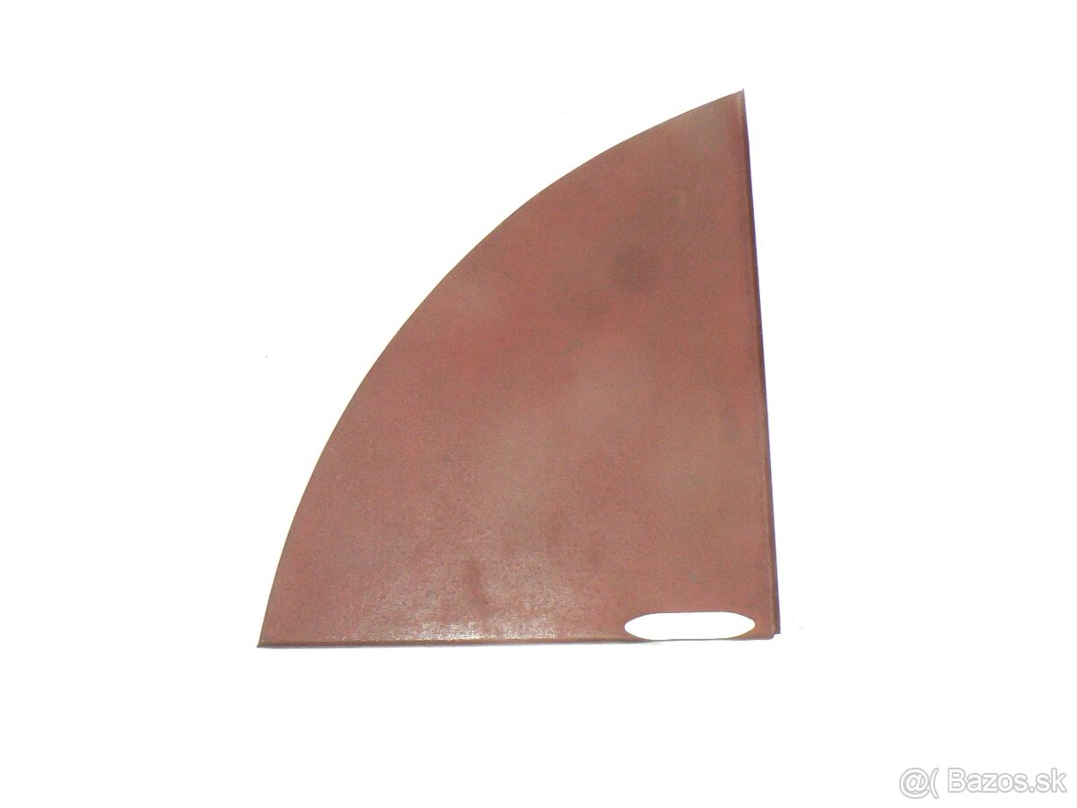 Plechy pod baterii Tatra 603 - 4