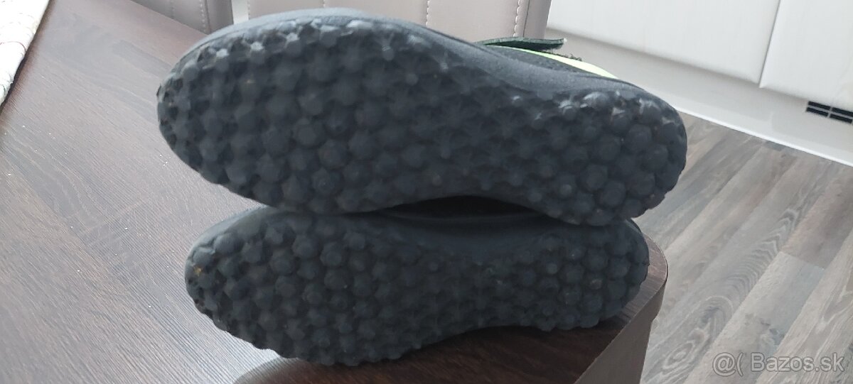 Chlapčenské tenisky na umelú trávu - 4