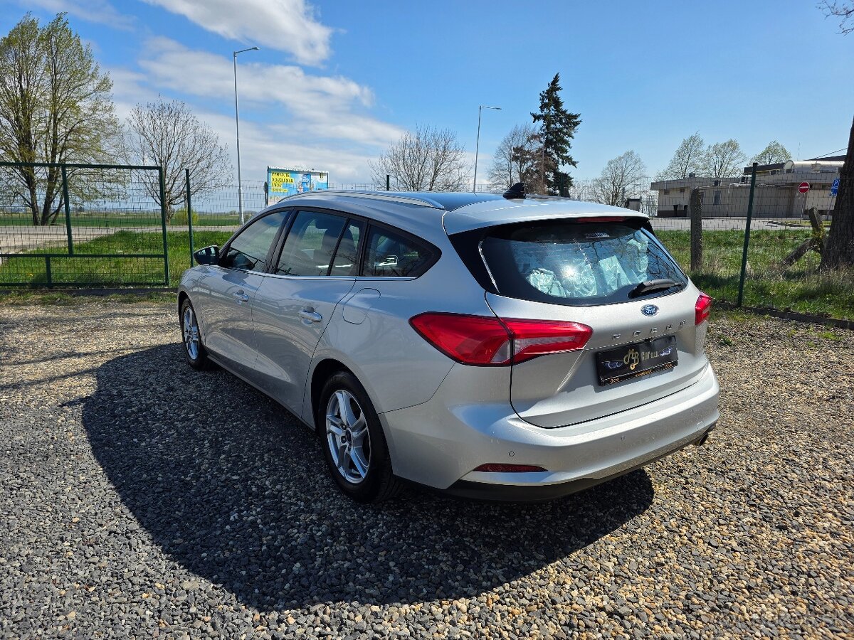 Ford Focus Kombi 1.5 TDCi Titanium - 4